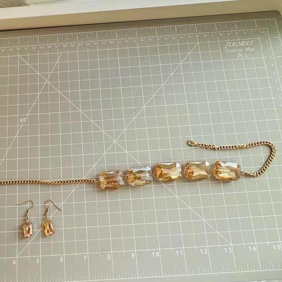 Wide Bracelet & Crystal Necklace Set - Picture 3 of 16